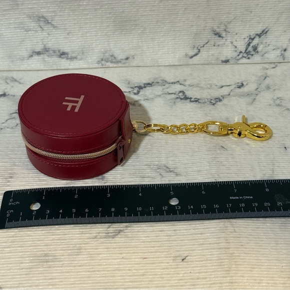 Tom Ford Beauty Round Pouch / Bag Charm - Picture 8 of 9
